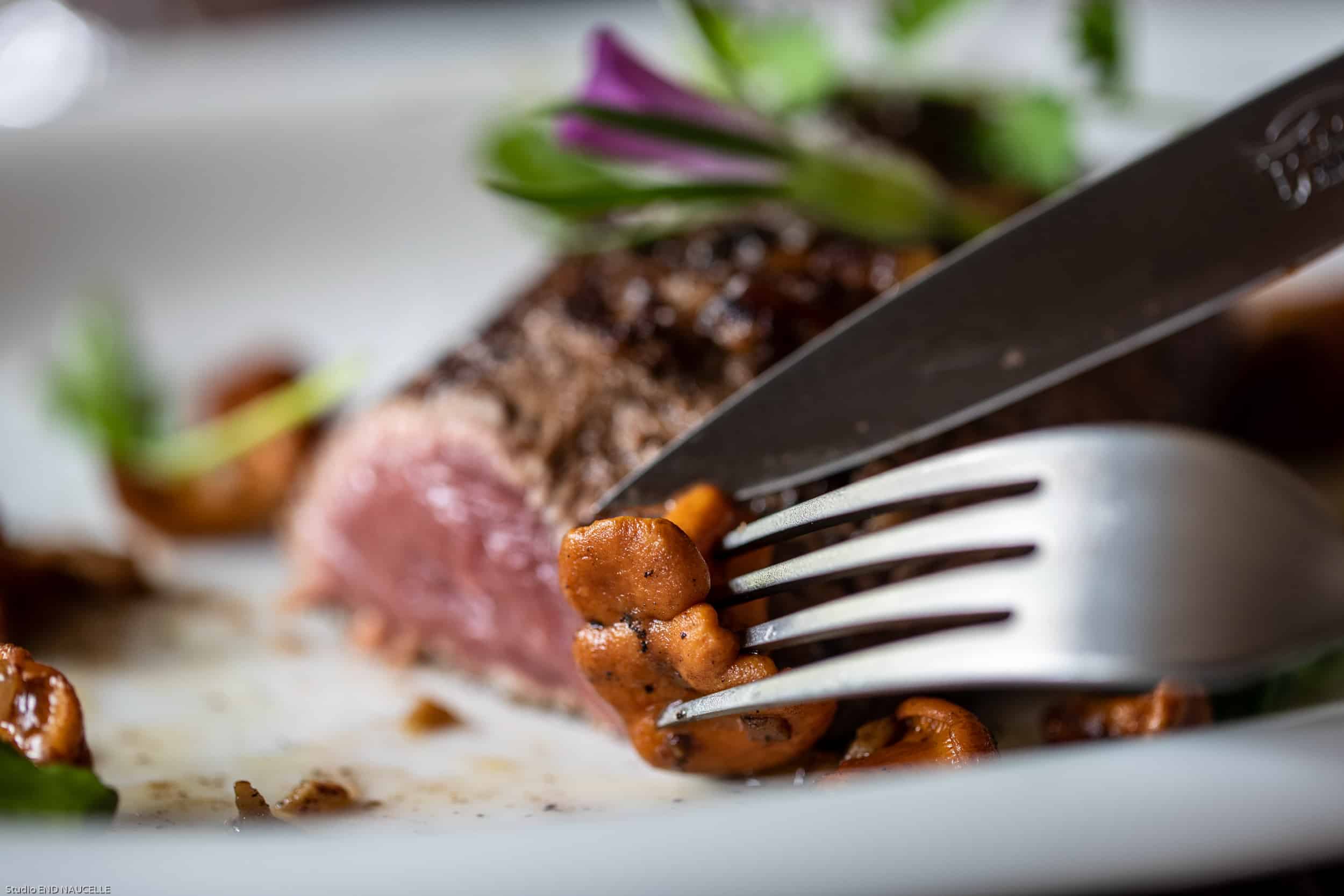 Découpe viande Découpe d'un plat La Table de Romane